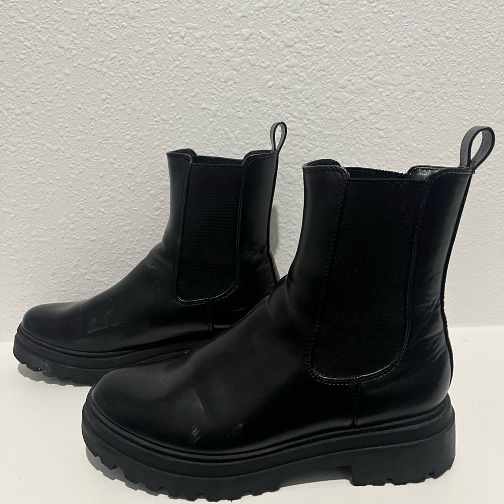a new day Black Ankle Boots